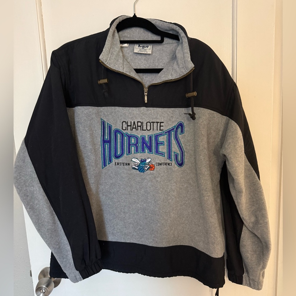 Vintage Charlotte Hornets pullover